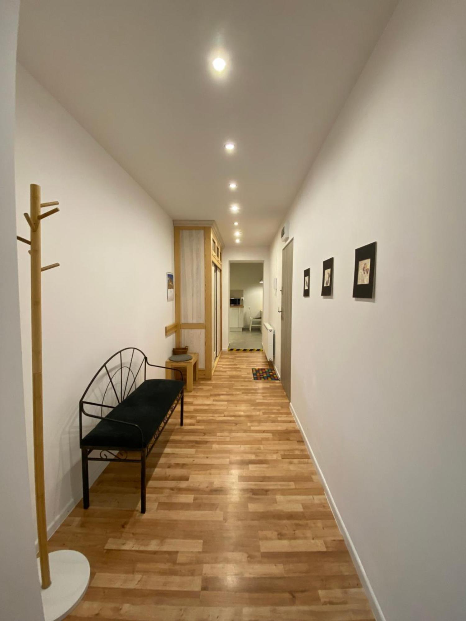 Pogodny Apartment *
